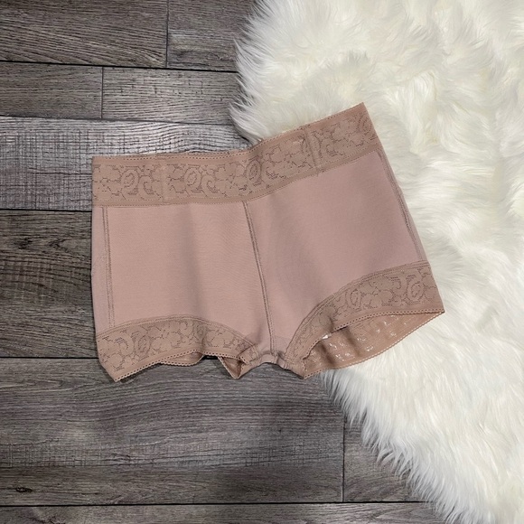 Lace Butt-Lifter Shaper Shorts - Style 211 - Picture 2 of 6